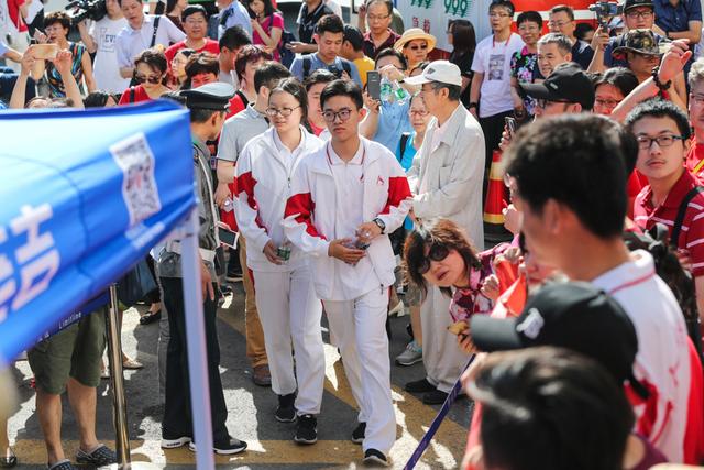 2018高考天975万考生迎来人生大考，高考作文题汇总来了！