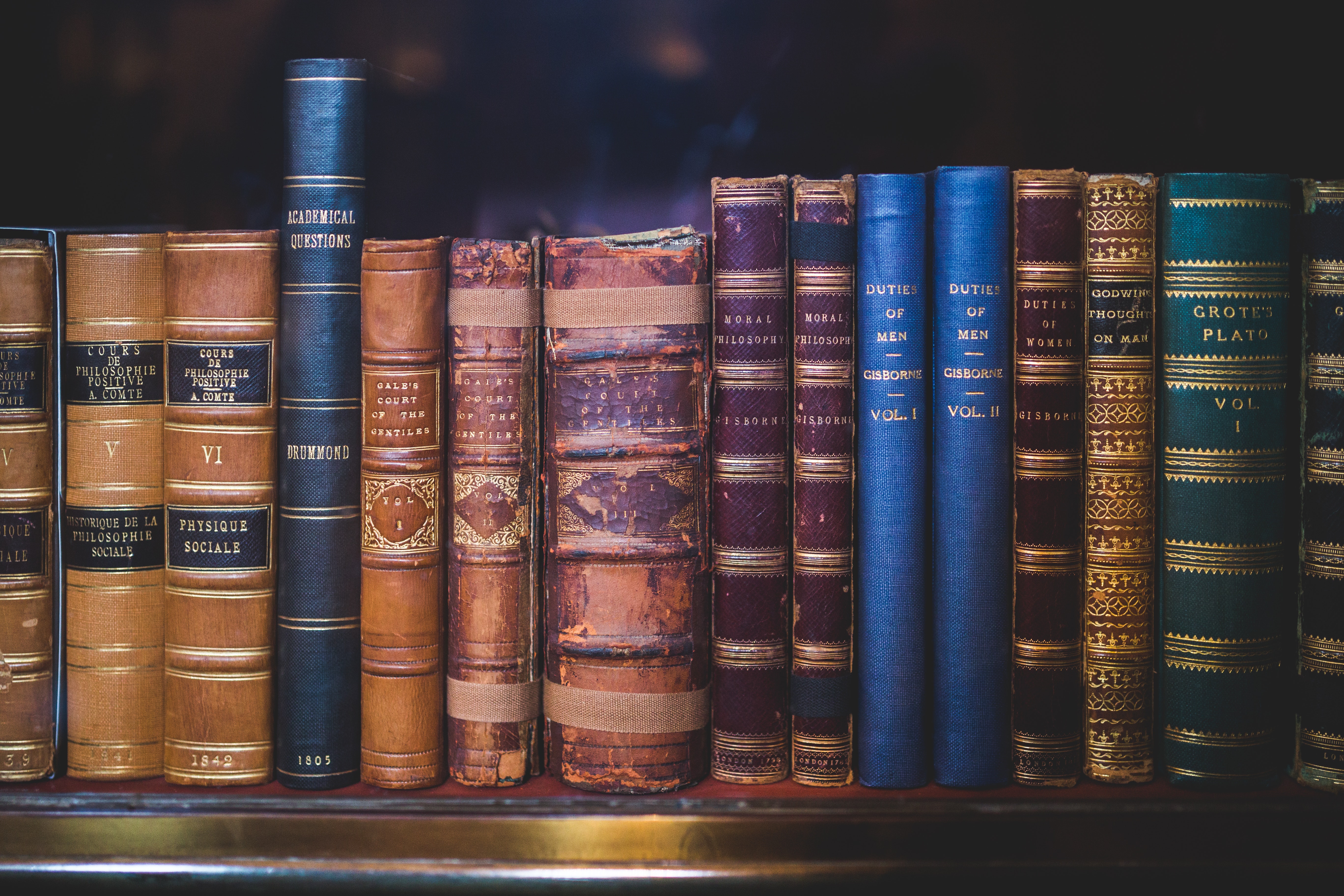 books-bookshelf-encyclopedia-34592.jpg books-bookshelf-encyclopedia-34592.jpg