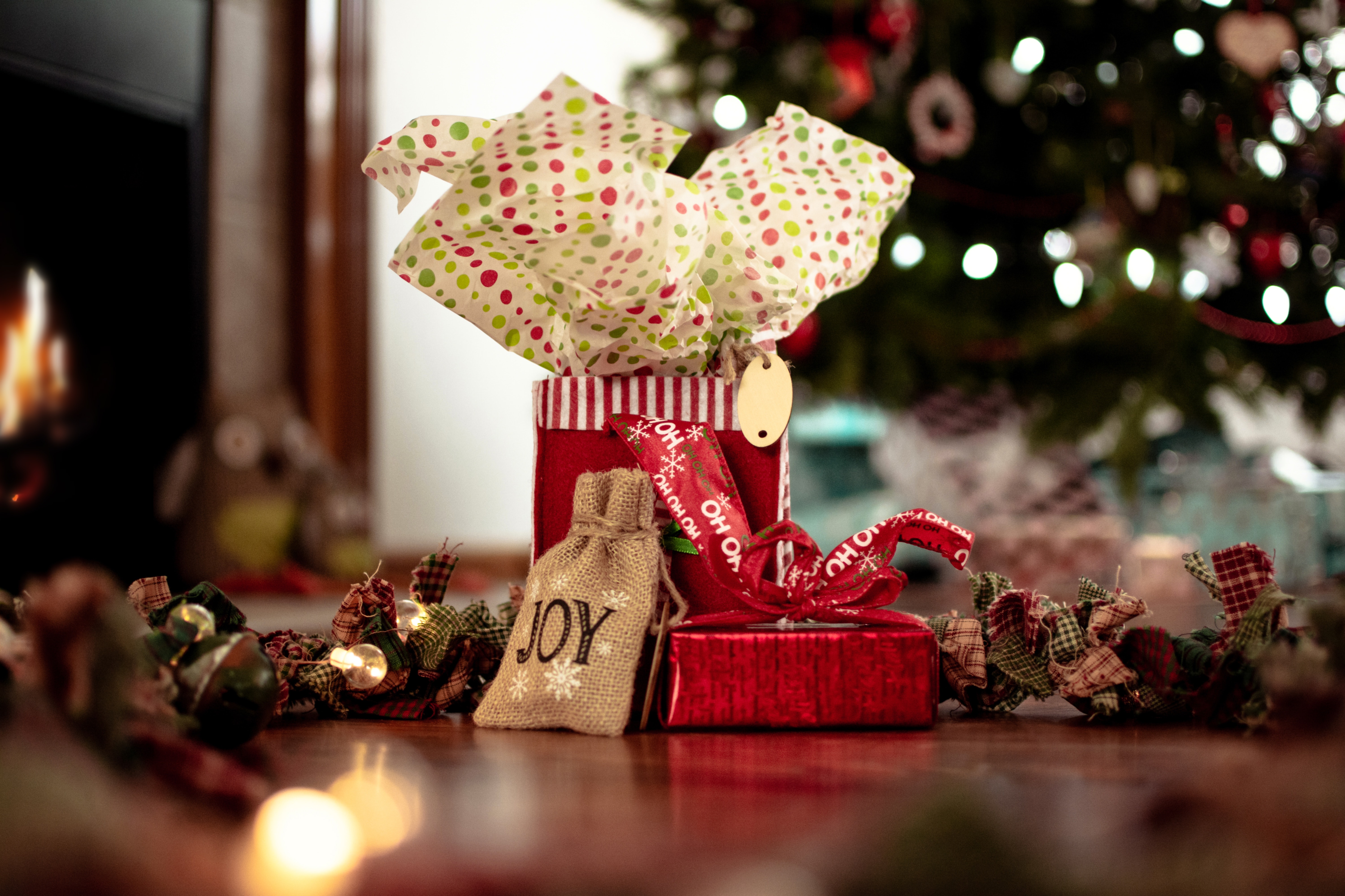 christmas-christmas-gifts-gifts-1701531.jpg christmas-christmas-gifts-gifts-1701531.jpg
