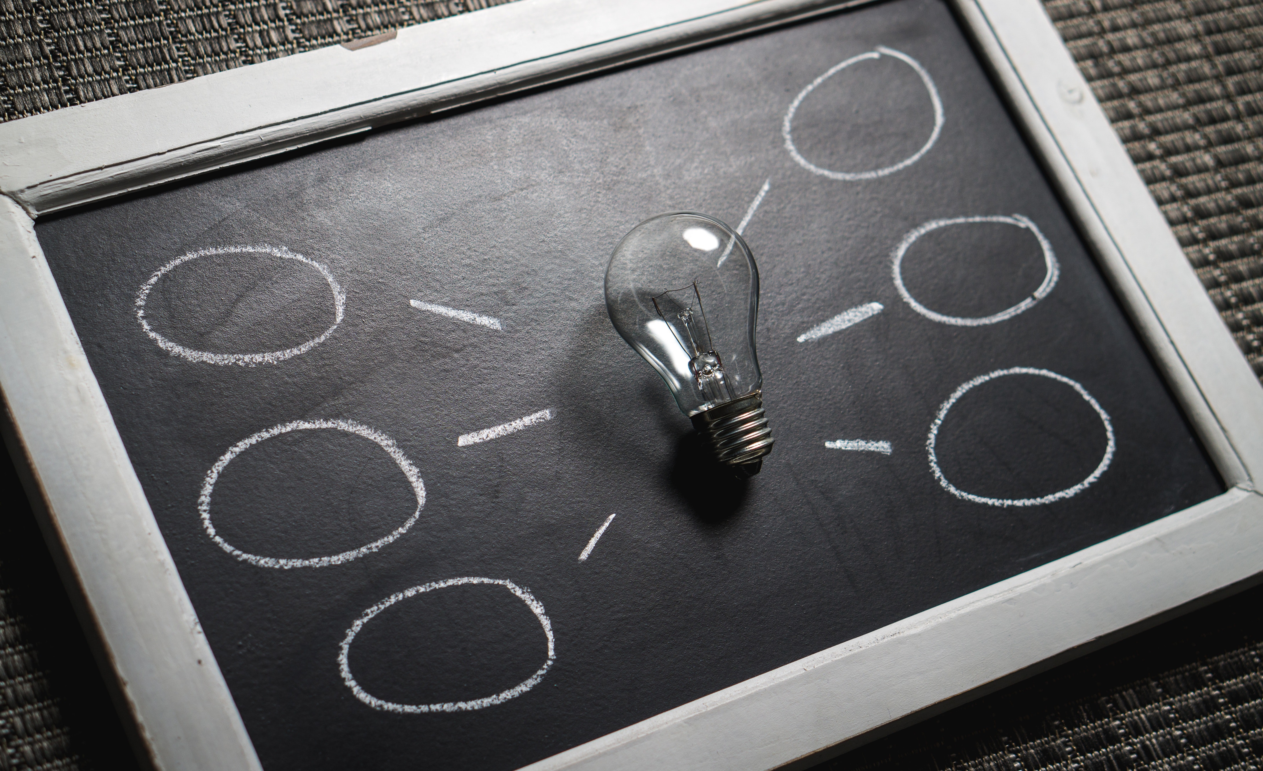 black-and-white-blackboard-chalkboard-356043.jpg black-and-white-blackboard-chalkboard-356043.jpg