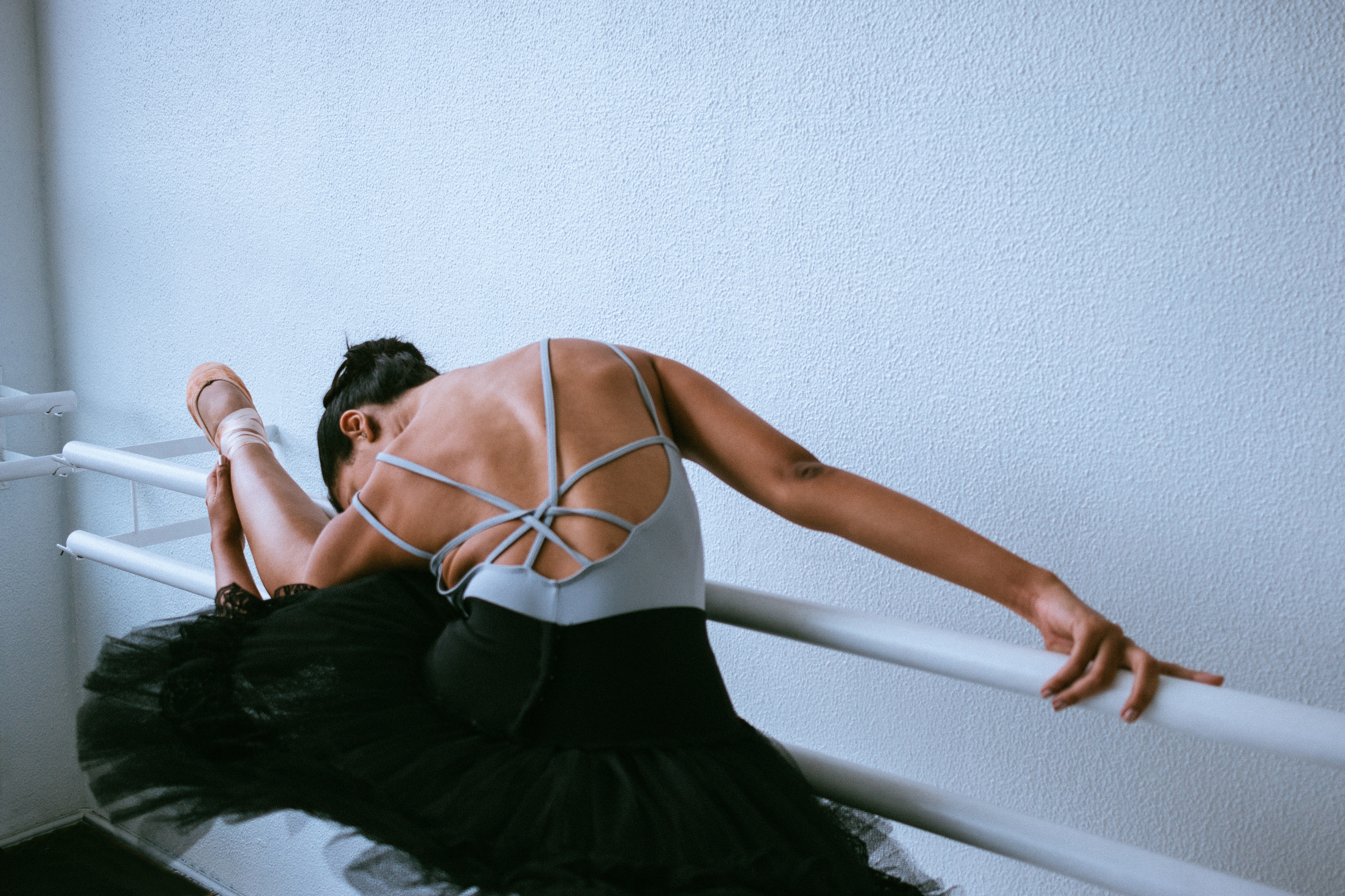 back-view-balance-ballet-class-1820145.jpg back-view-balance-ballet-class-1820145.jpg