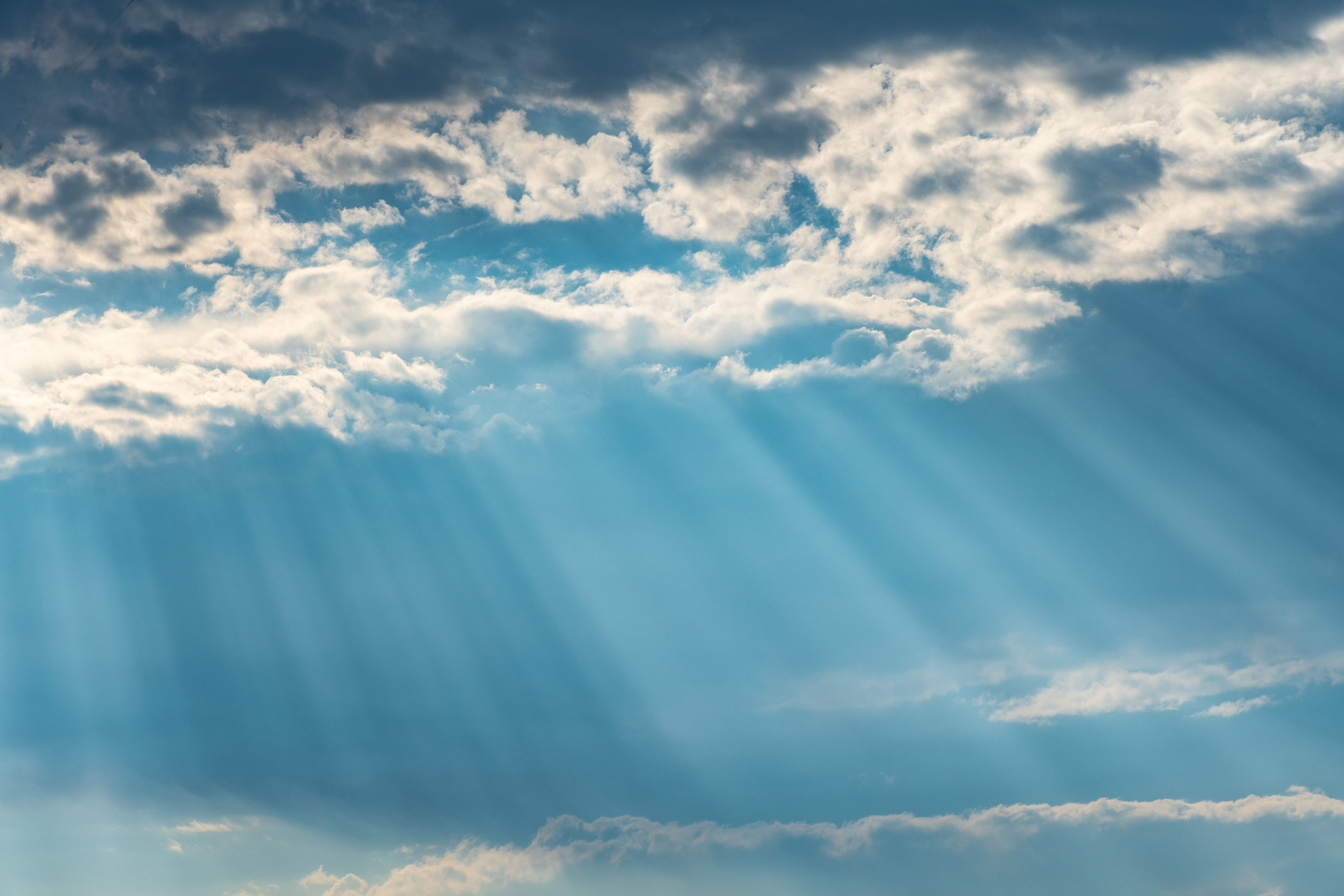 blue-sky-bright-cloudiness-1431822_看图王.jpg blue-sky-bright-cloudiness-1431822_看图王.jpg