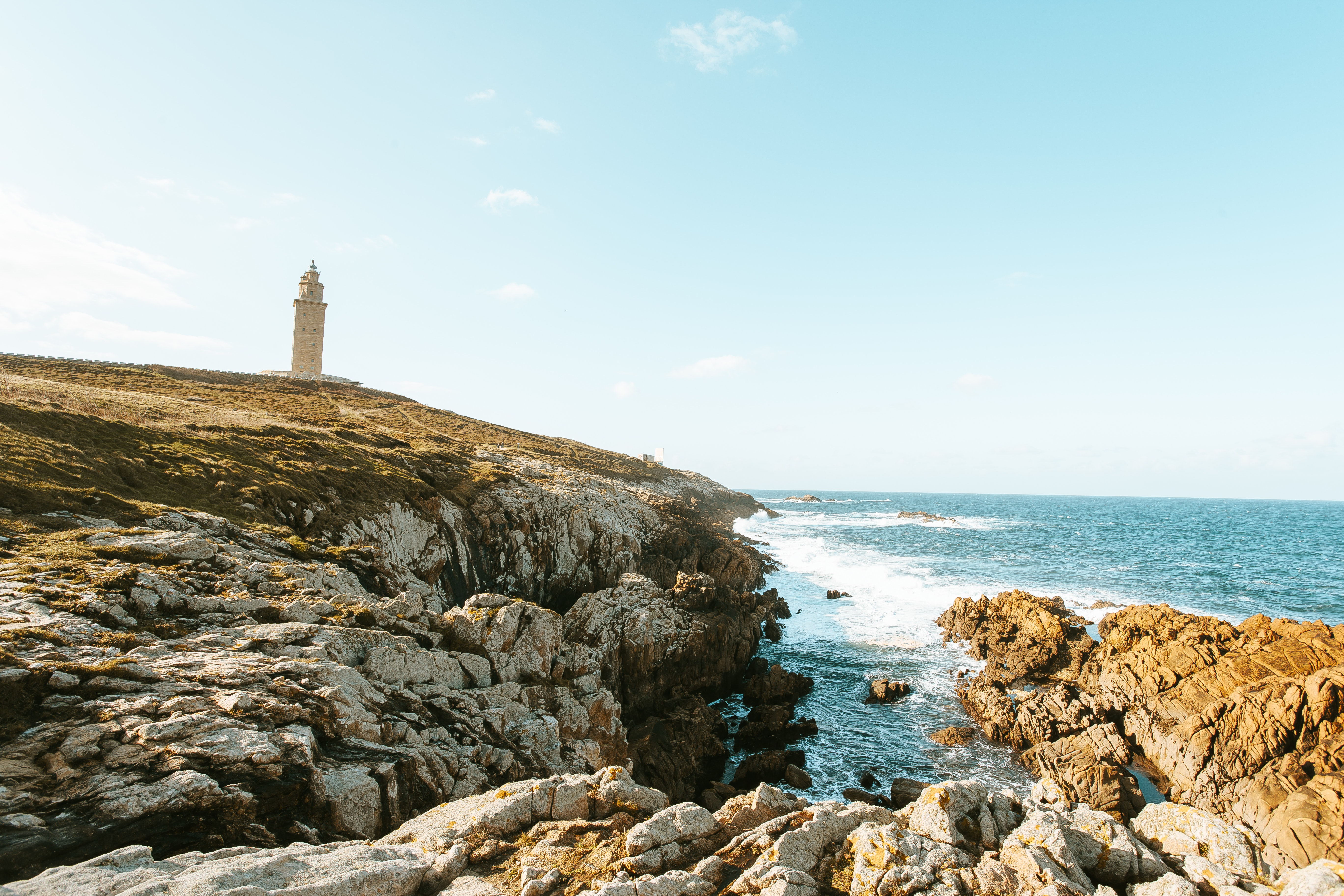 lighthouse-3361704 (1)_看图王.jpg