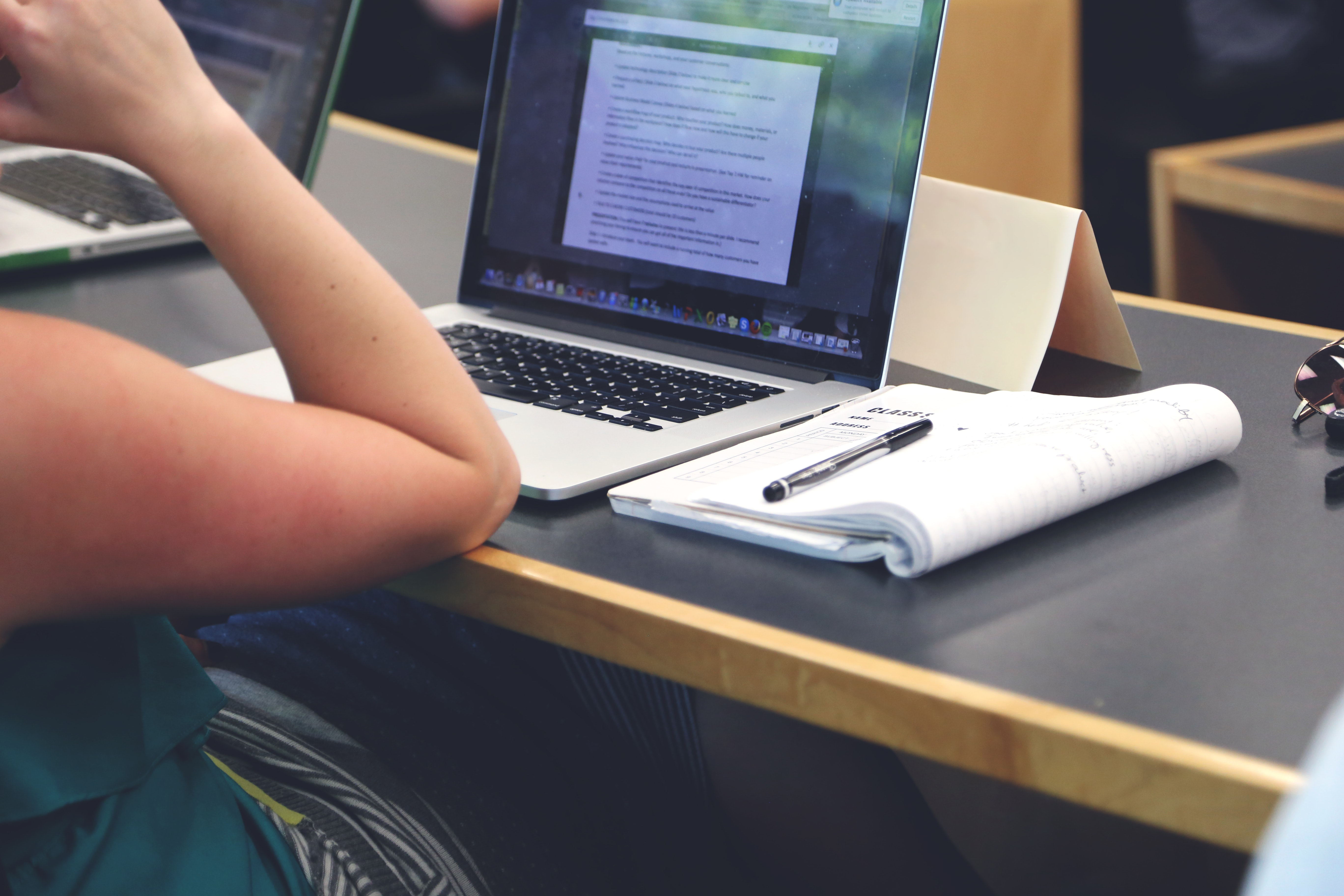 notes-macbook-study-conference-7102_看图王.jpg notes-macbook-study-conference-7102_看图王.jpg